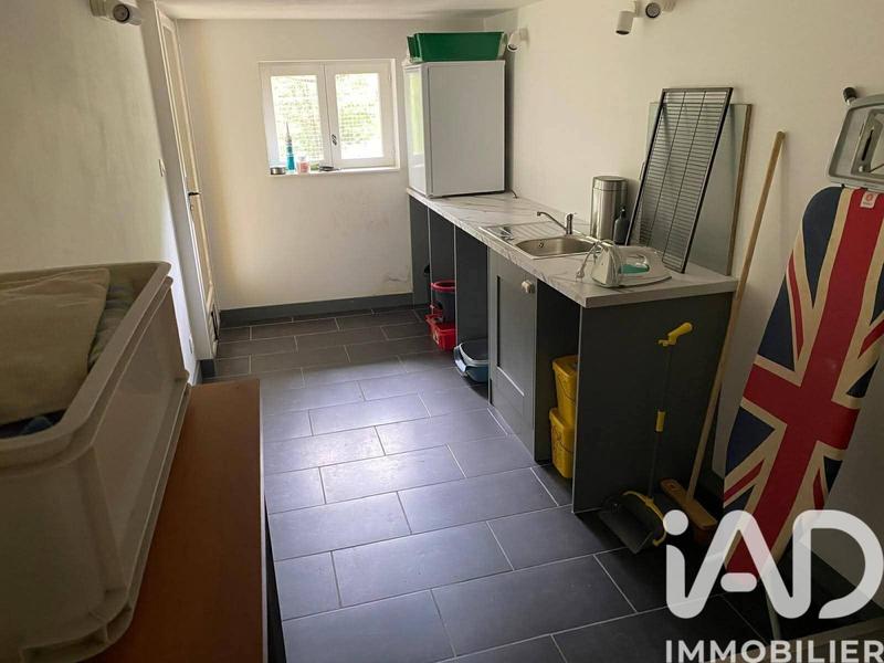 Maison - 380 m² - 8 pièces