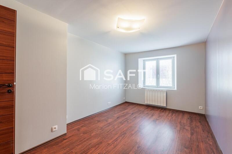 Maison - 318 m² - 8 pièces