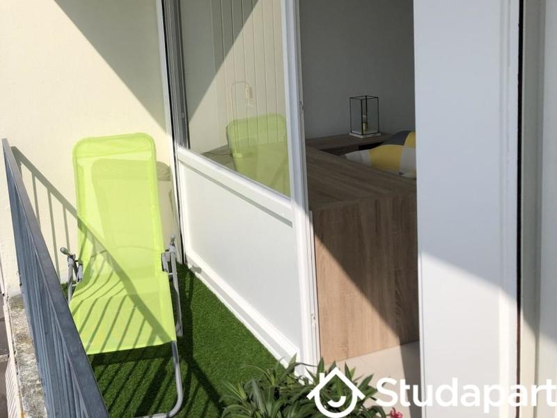 Chambre - 12 m² - 1 pièce