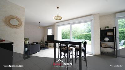 Maison - 95 m² - 4 pièces
