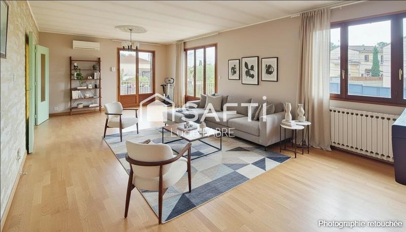 Maison - 200 m² - 6 pièces