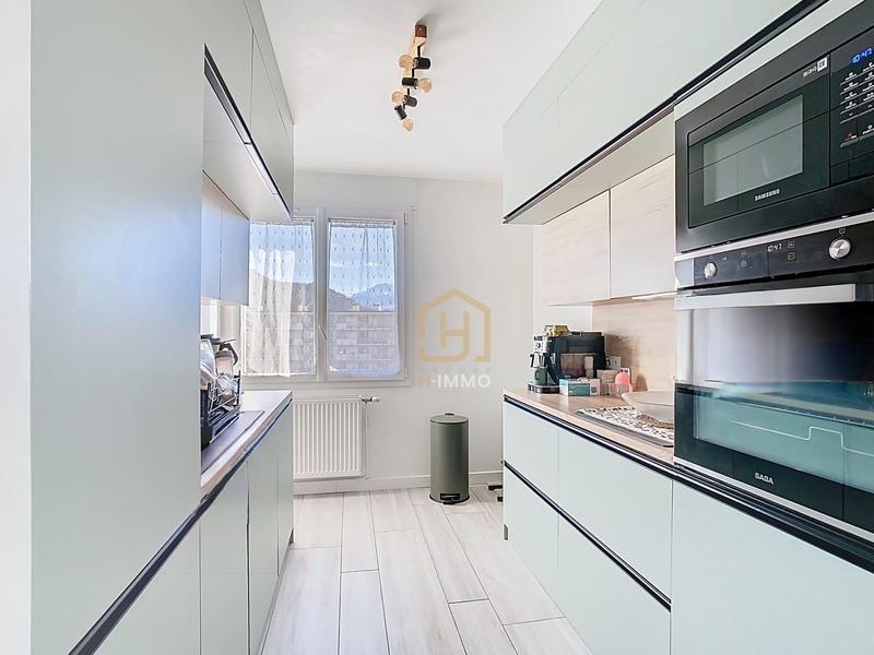 Appartement - 72 m² - 3 pièces