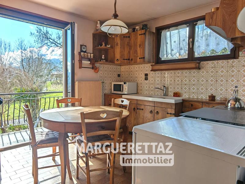 Maison - 96 m² - 4 pièces