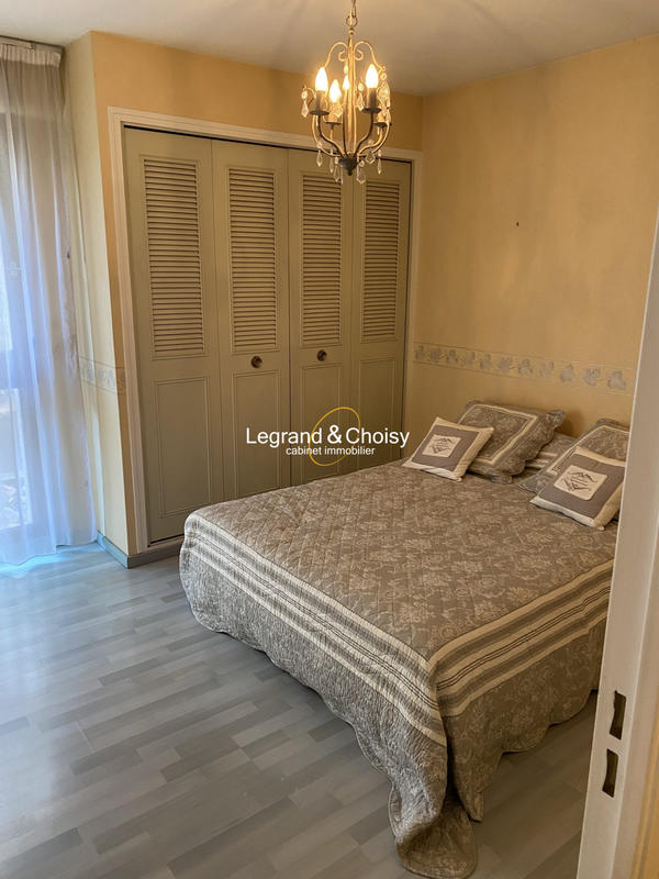 Appartement - 92 m² - 3 pièces