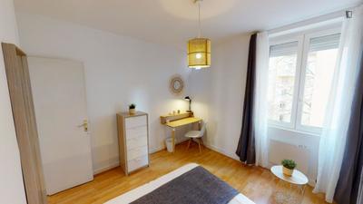 Chambre - 10 m² - 4 pièces