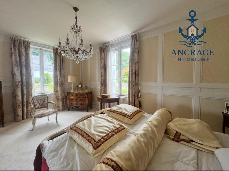 Maison ancienne - 290 m² - 6 pièces