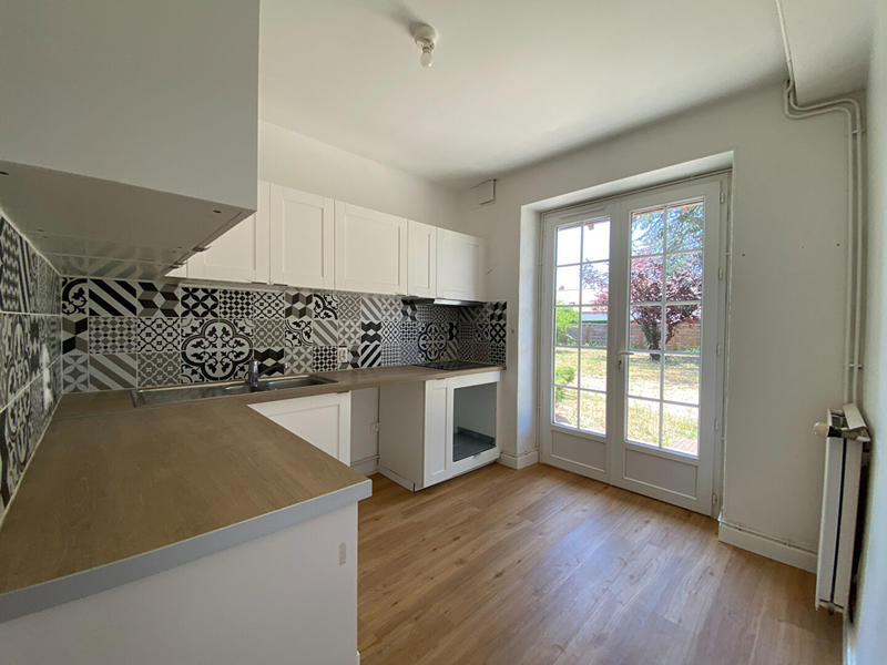 Maison - 186 m² - 8 pièces