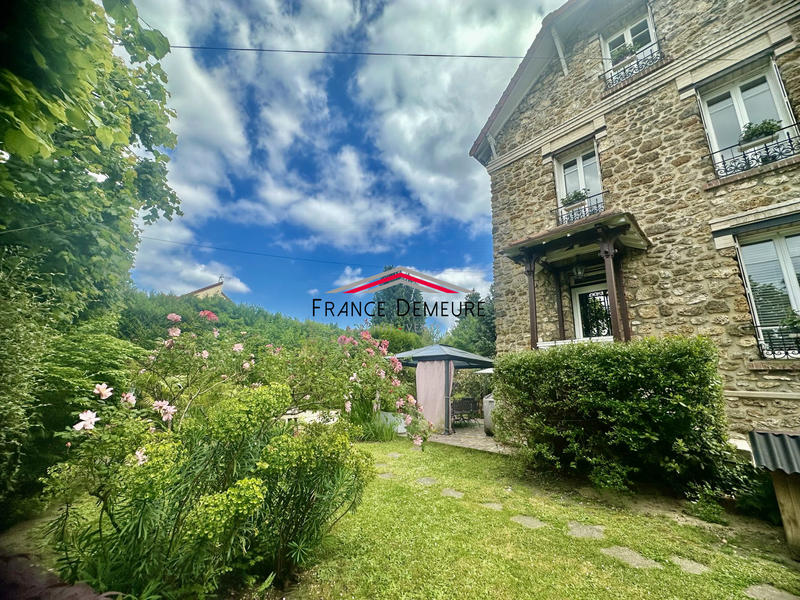 Maison - 130 m² - 6 pièces