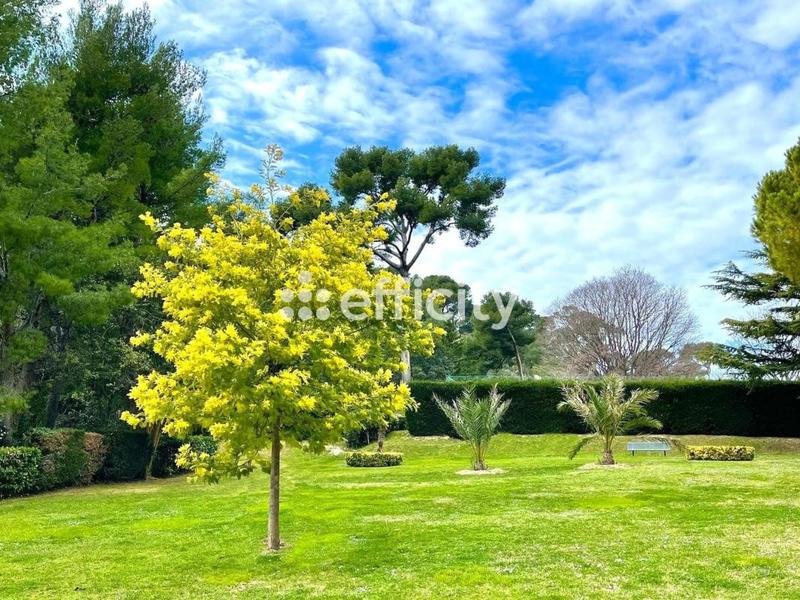 Appartement - 92 m² - 3 pièces