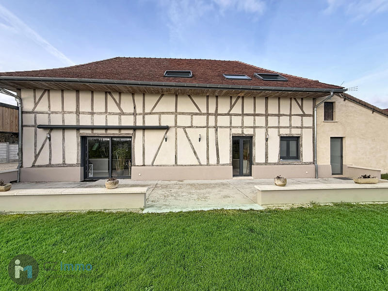 Maison - 197 m² - 5 pièces