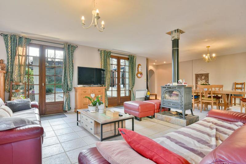 Maison - 146 m² - 5 pièces