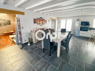 Maison - 140 m² - 4 pièces