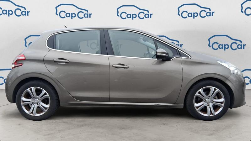 Peugeot 208 1.6 VTi 120 Allure