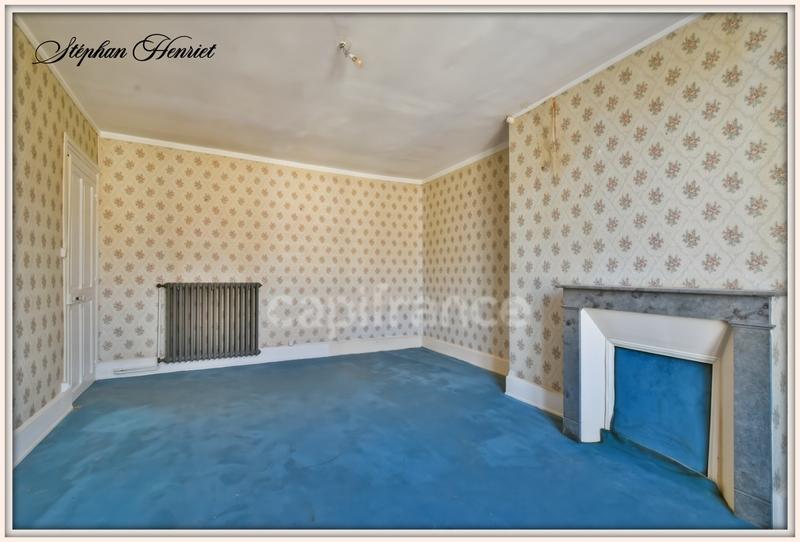 Maison de village - 270 m² - 8 pièces