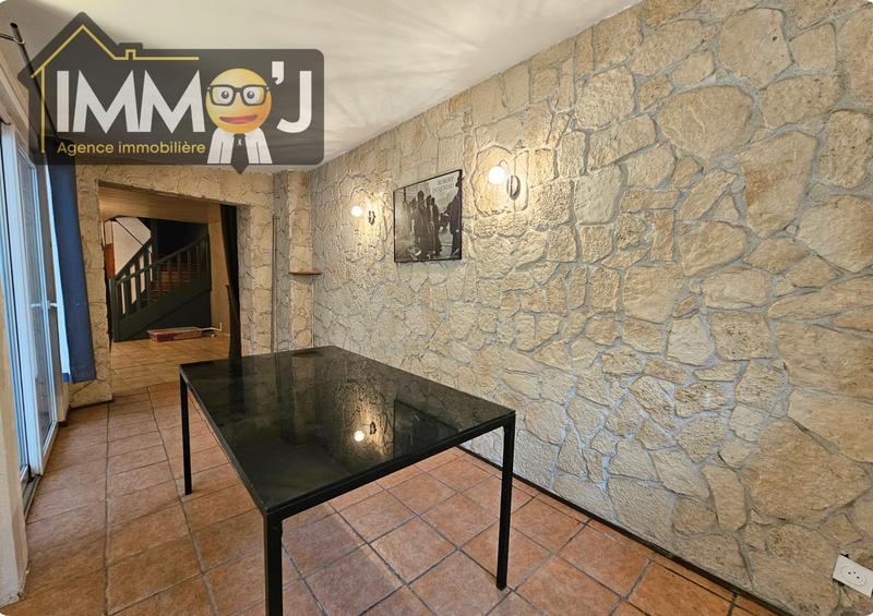 Maison - 112 m² - 7 pièces