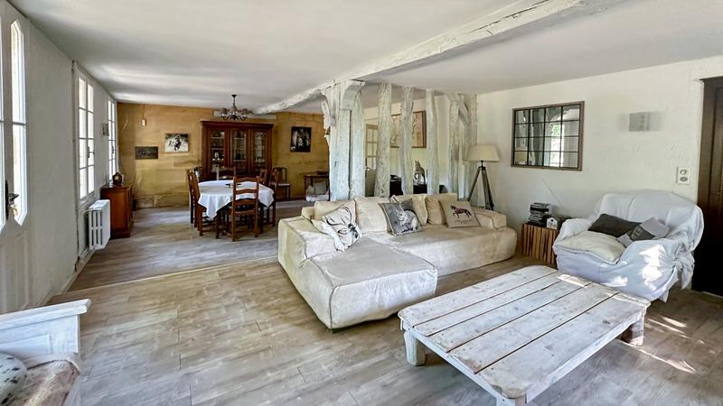 Propriété - 162 m² - 8 pièces