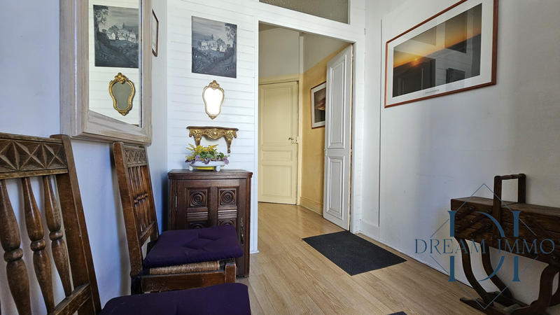 Maison - 380 m² - 10 pièces