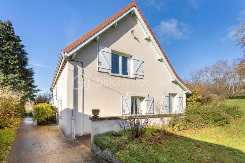 Corps de ferme - 153 m² - 6 pièces