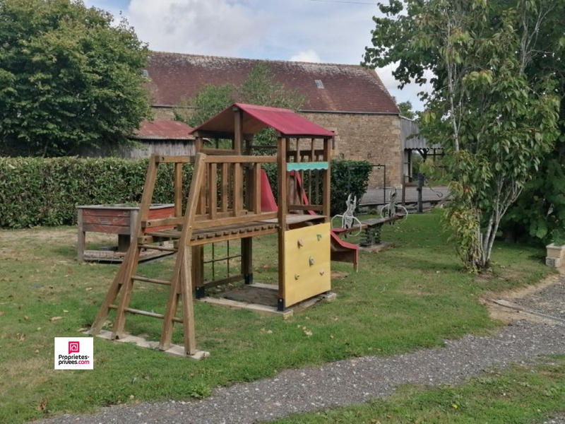 Maison - 165 m² - 6 pièces