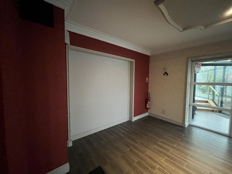 Local commercial - 429 m²