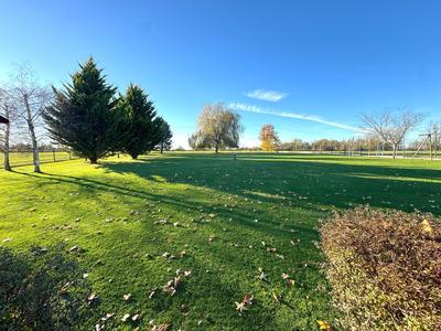 Maison - 205 m² - 5 pièces