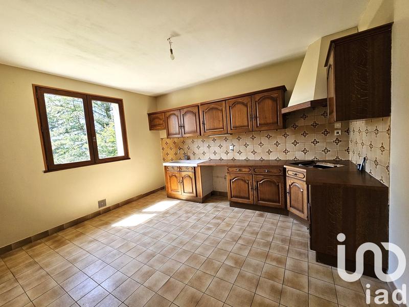 Maison - 137 m² - 5 pièces