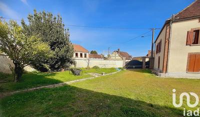 Maison - 230 m² - 9 pièces