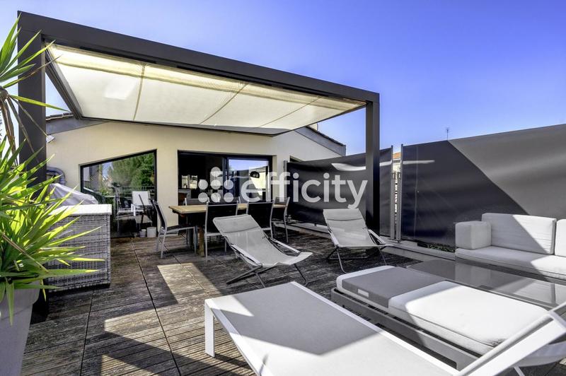 Maison - 202 m² - 6 pièces