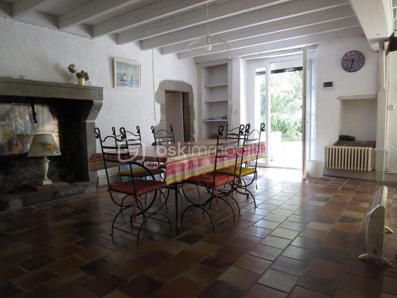 Longère - 232 m² - 6 pièces