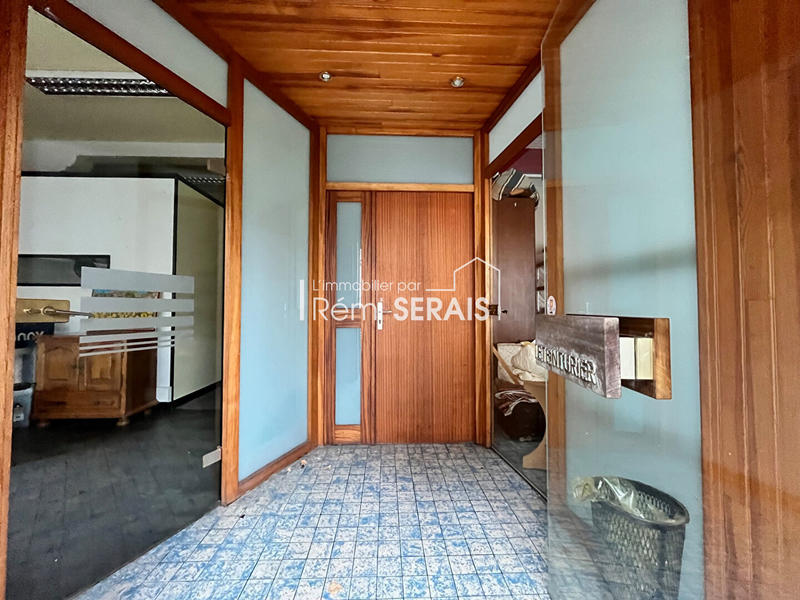 Immeuble - 270 m² - 8 pièces