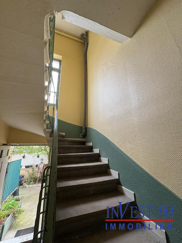 Immeuble - 190 m² - 8 pièces