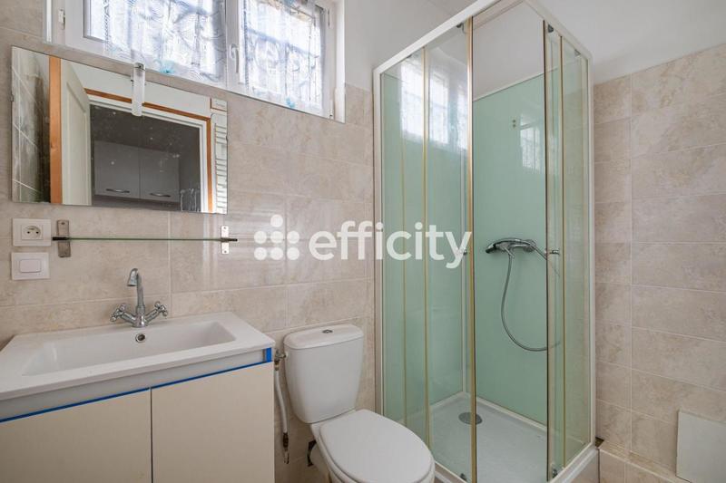 Appartement - 100 m² - 4 pièces