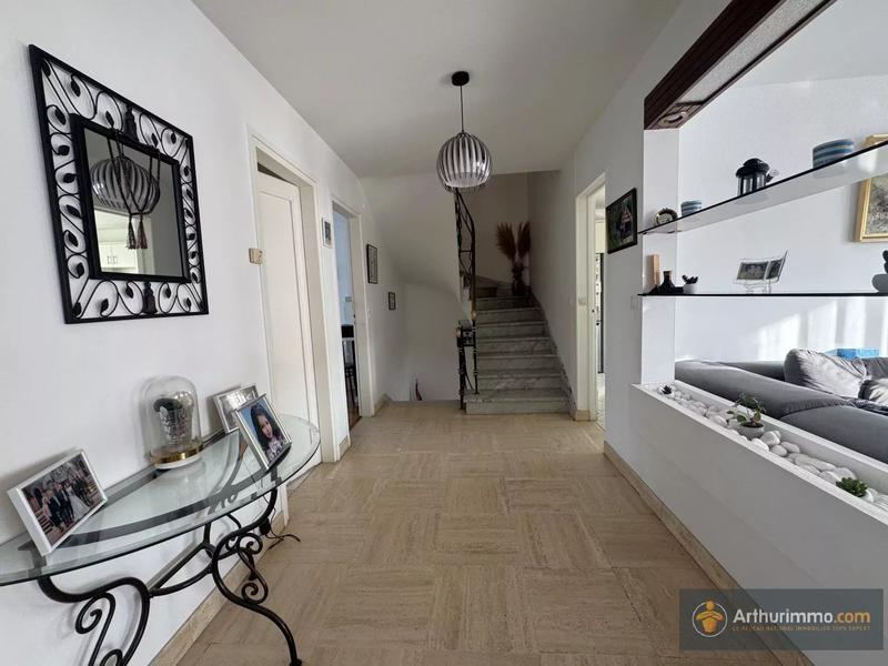 Maison - 190 m² - 7 pièces