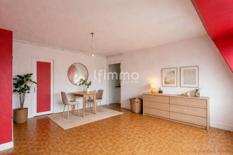 Studio - 37 m² - 1 pièce