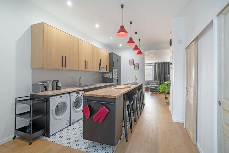 Appartement - 100 m² - 4 pièces