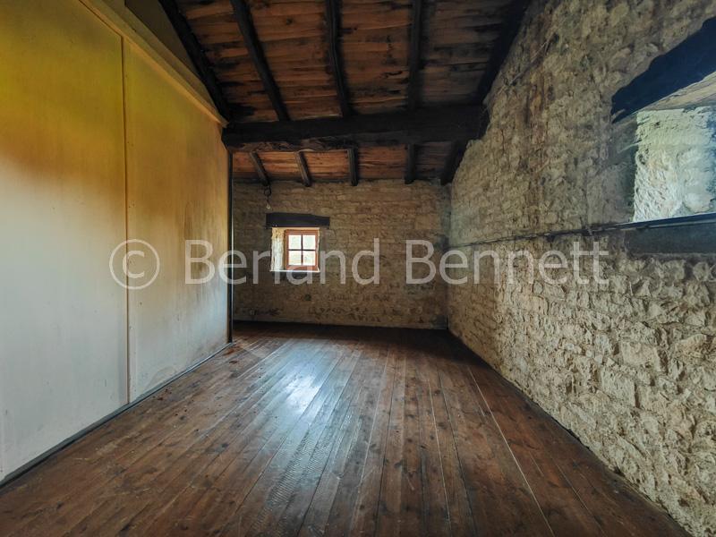 Maison en pierre - 113 m² - 4 pièces