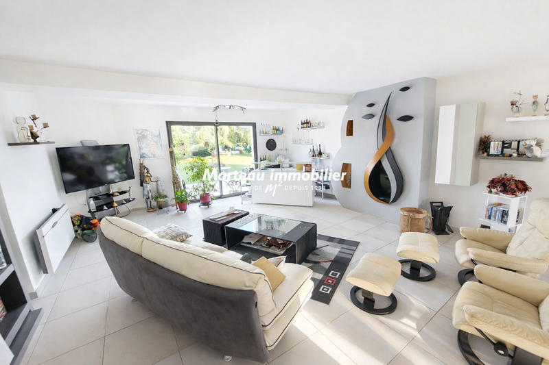 Maison - 180 m² - 5 pièces