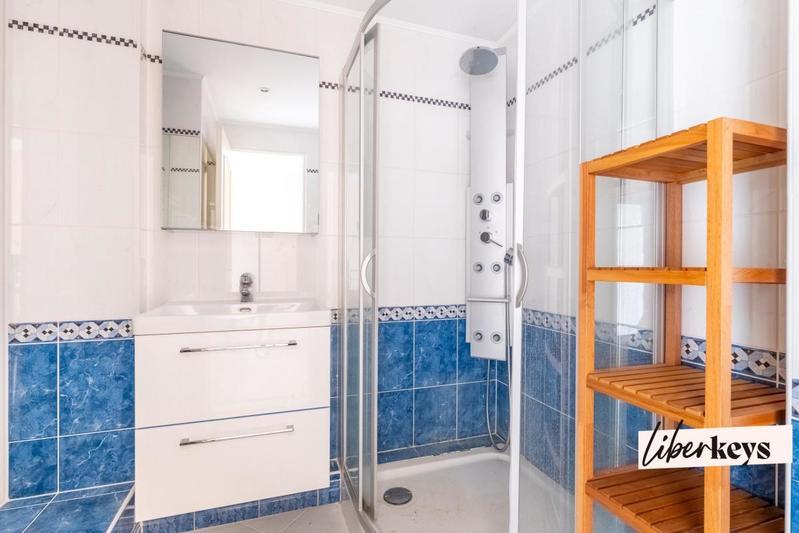 Appartement - 105 m² - 5 pièces