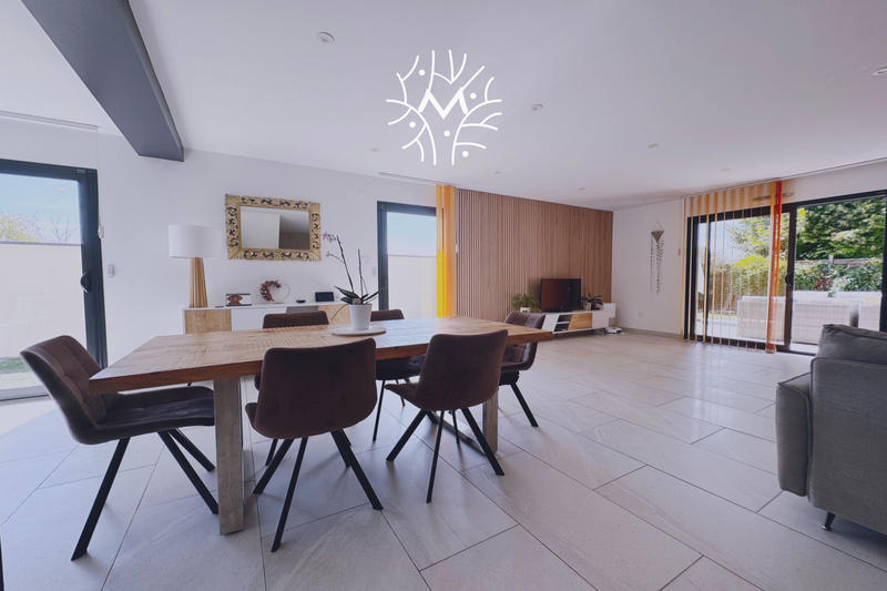 Maison contemporaine - 150 m² - 6 pièces
