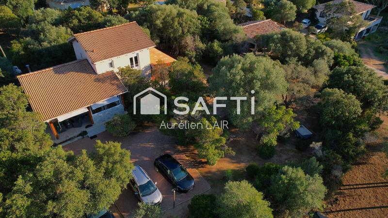 Maison - 180 m² - 7 pièces