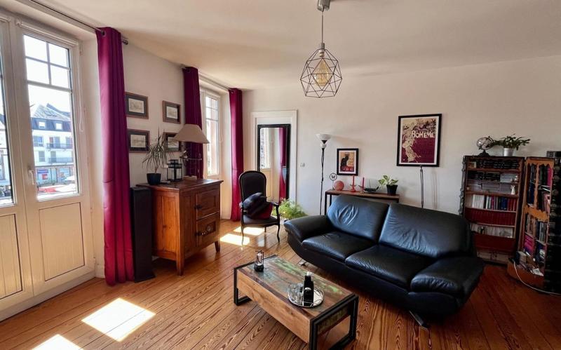 Appartement - 96 m² - 5 pièces