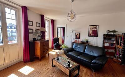 Appartement - 96 m² - 5 pièces