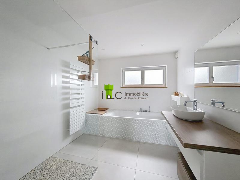 Maison - 154 m² - 5 pièces