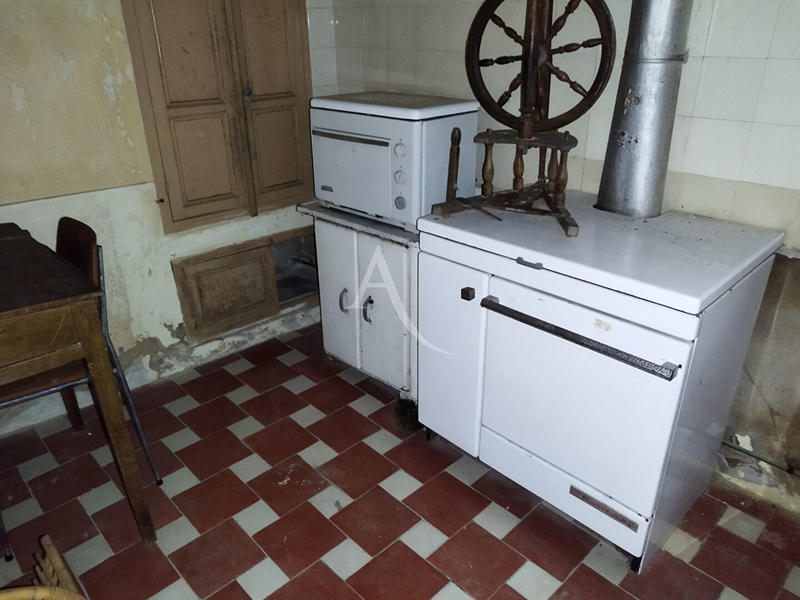 Maison - 172 m² - 10 pièces