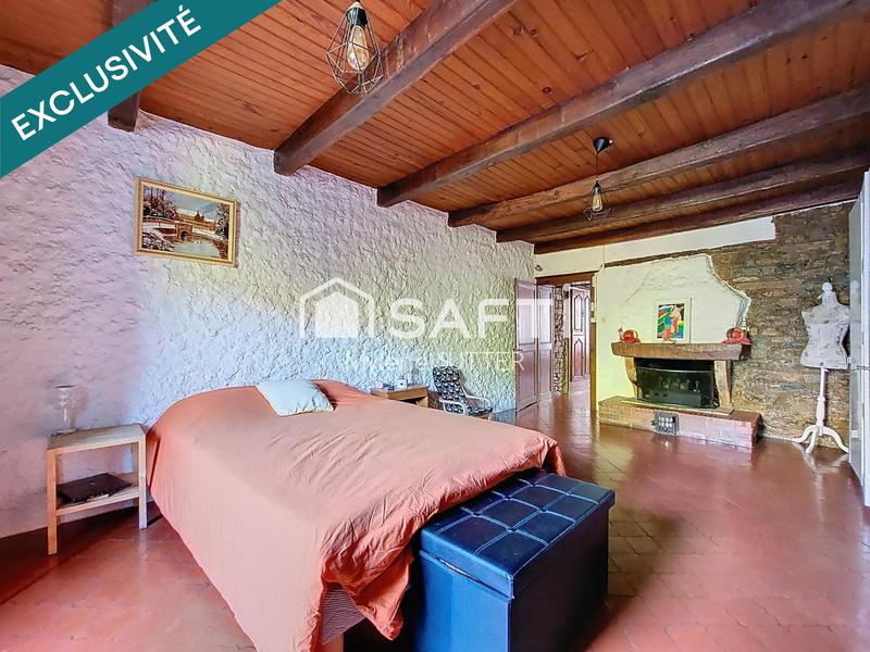 Maison - 223 m² - 7 pièces