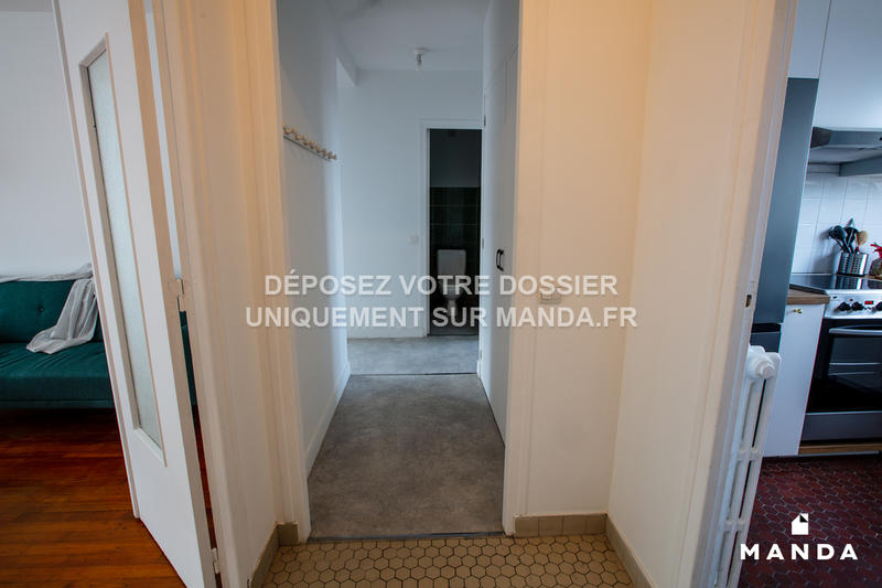 Chambre - 12 m² - 4 pièces