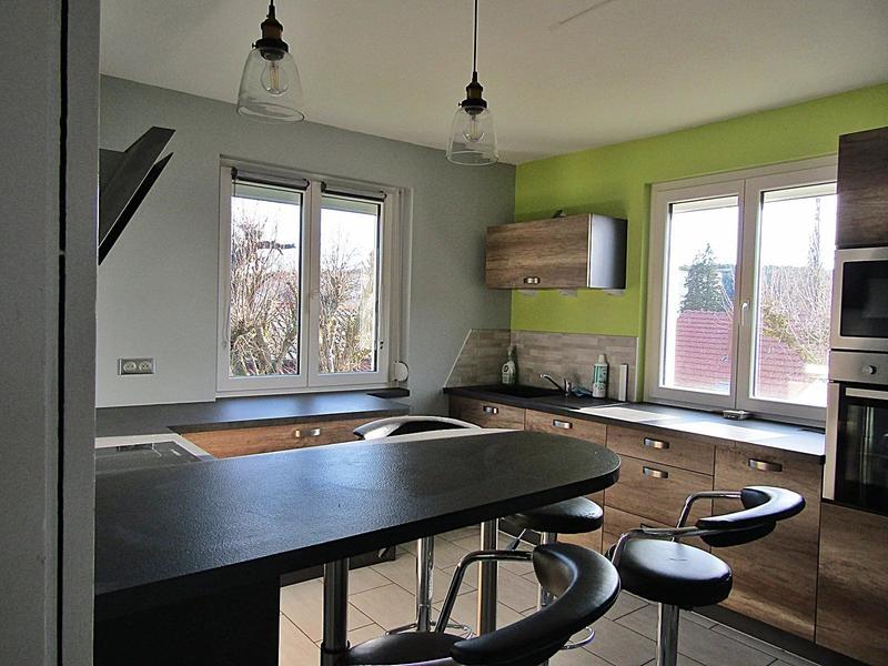 Maison - 93 m² - 6 pièces