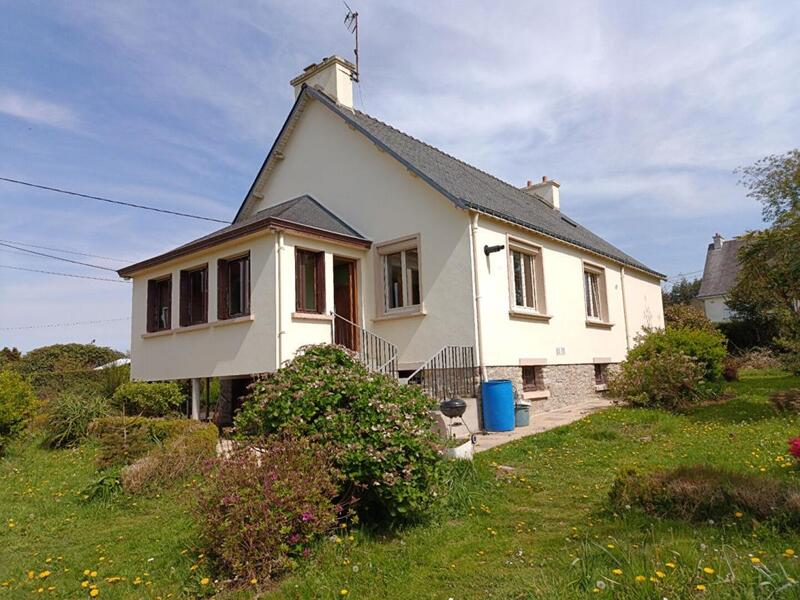 Maison - 94 m² - 5 pièces