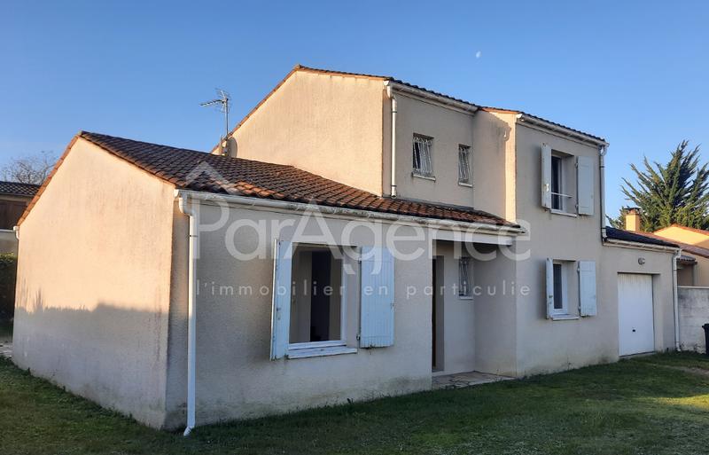 Maison - 88 m² - 4 pièces