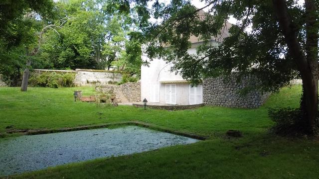 Propriété - 341 m² - 13 pièces